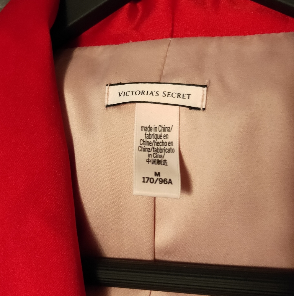 VS robe - Picture 4 of 4